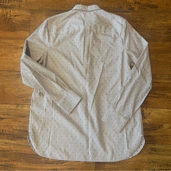 LANDS END Women’s Supima Cotton Non Iron Polka Dot Half Button Up Size 8 EUC - Picture 3 of 5